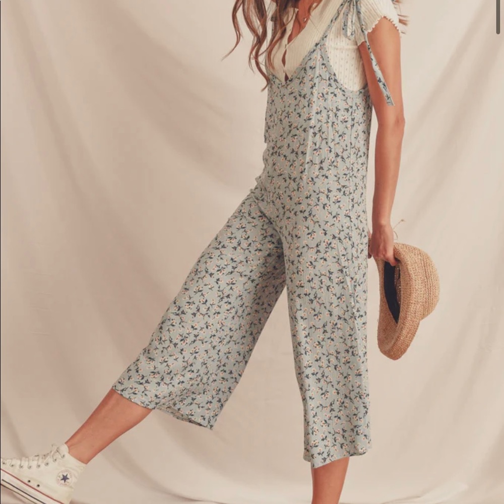 Breath of Youth Clothing “Mountains to Climb” Jumpsuit in light blue. Size: M 🌸 - Picture 2 of 2